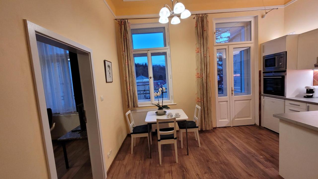 Apartmán U kolonády Marianske Lazne Exterior foto