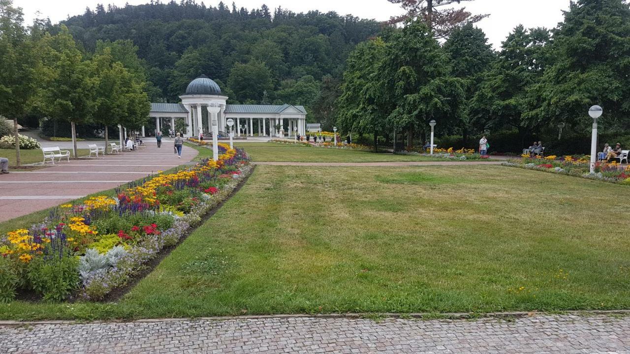 Apartmán U kolonády Marianske Lazne Exterior foto