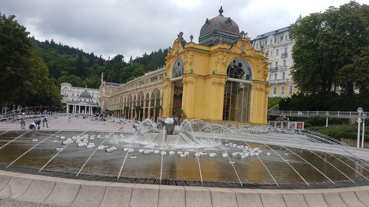 Apartmán U kolonády Marianske Lazne Exterior foto